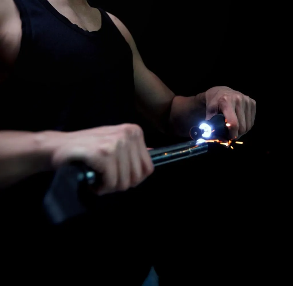 Hands-on hardware prototyping at the workbench